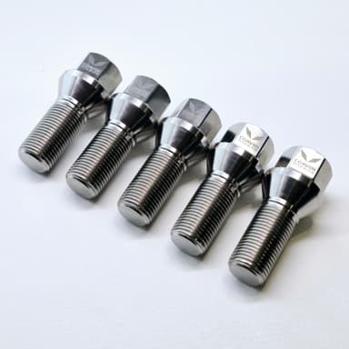 น็อตล้อ Titanium สำหรับ BMW E Series สี Silver